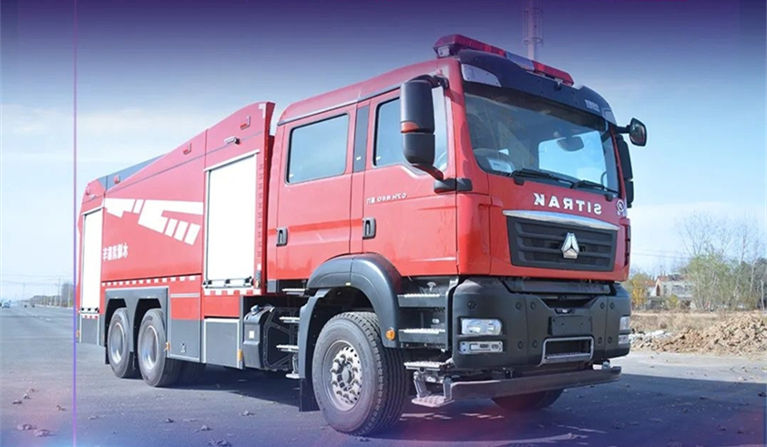 國(guó)六重汽汕德卡13噸水罐消防車(chē)